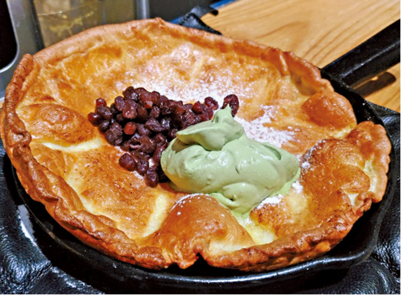 源自德國的烤鬆餅加入日式甜品元素,更能迎合東方人口味。(RMB45)