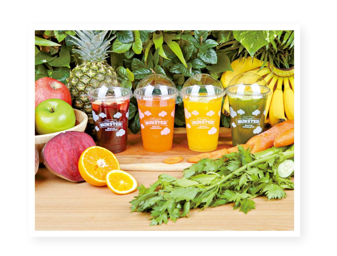 SWEET MONSTER的冷壓果汁系列,以低溫高壓技術磨出果汁,保留水果內的非水溶性纖維,防止營養流失,是夏日健康消暑飲品。