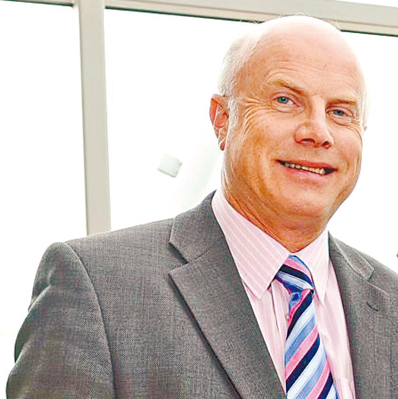 芬恩事後不顧而去。