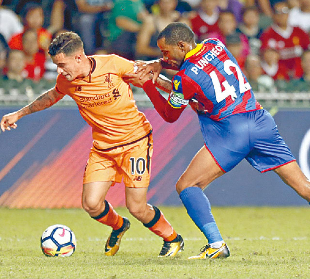 古天奴(左)與賓捷安鬥法。