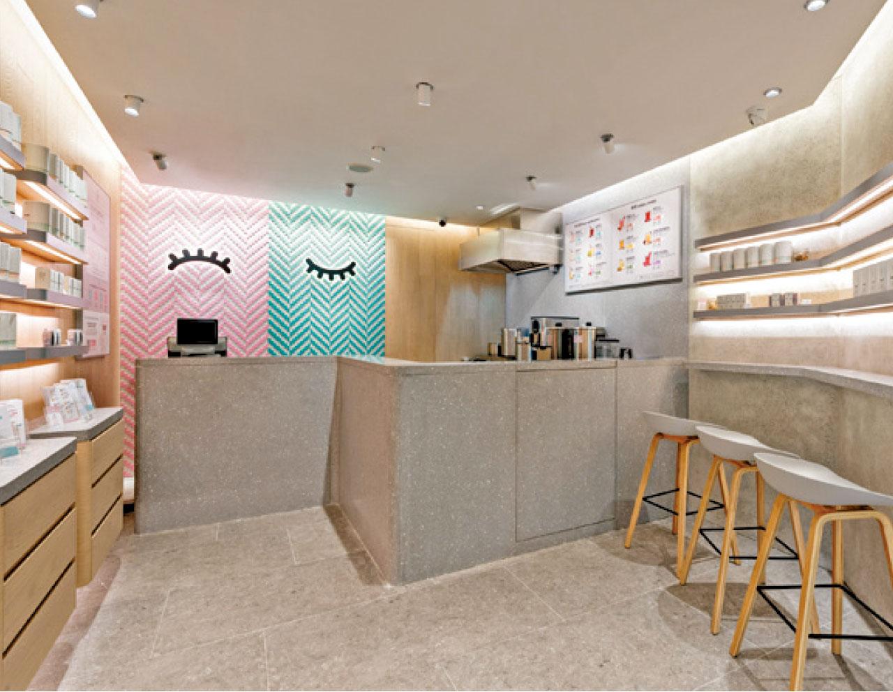 新店走清新風格,打破傳統涼茶舖古板形象。