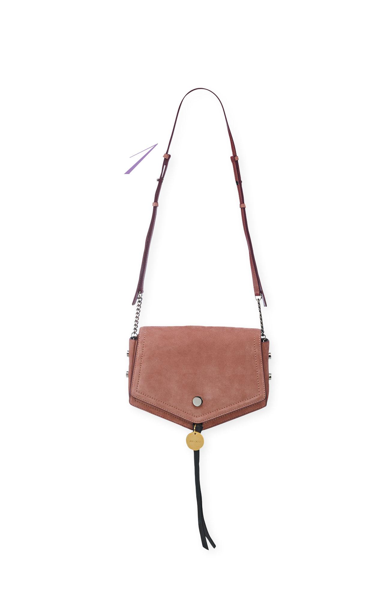 1. 今個秋冬,粉紅色是主流,粉紅麖皮帶來一份暖和感,五角形簡約設計時尚優雅。($8,090,Jimmy Choo)