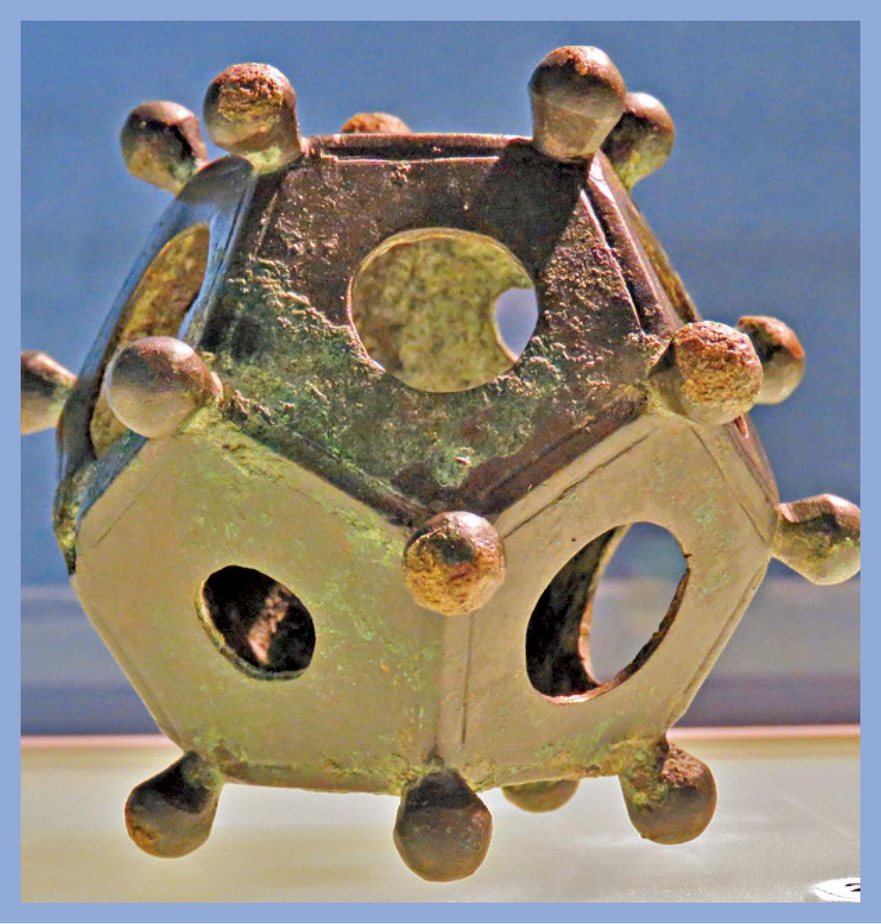 神秘的羅馬十二面體。