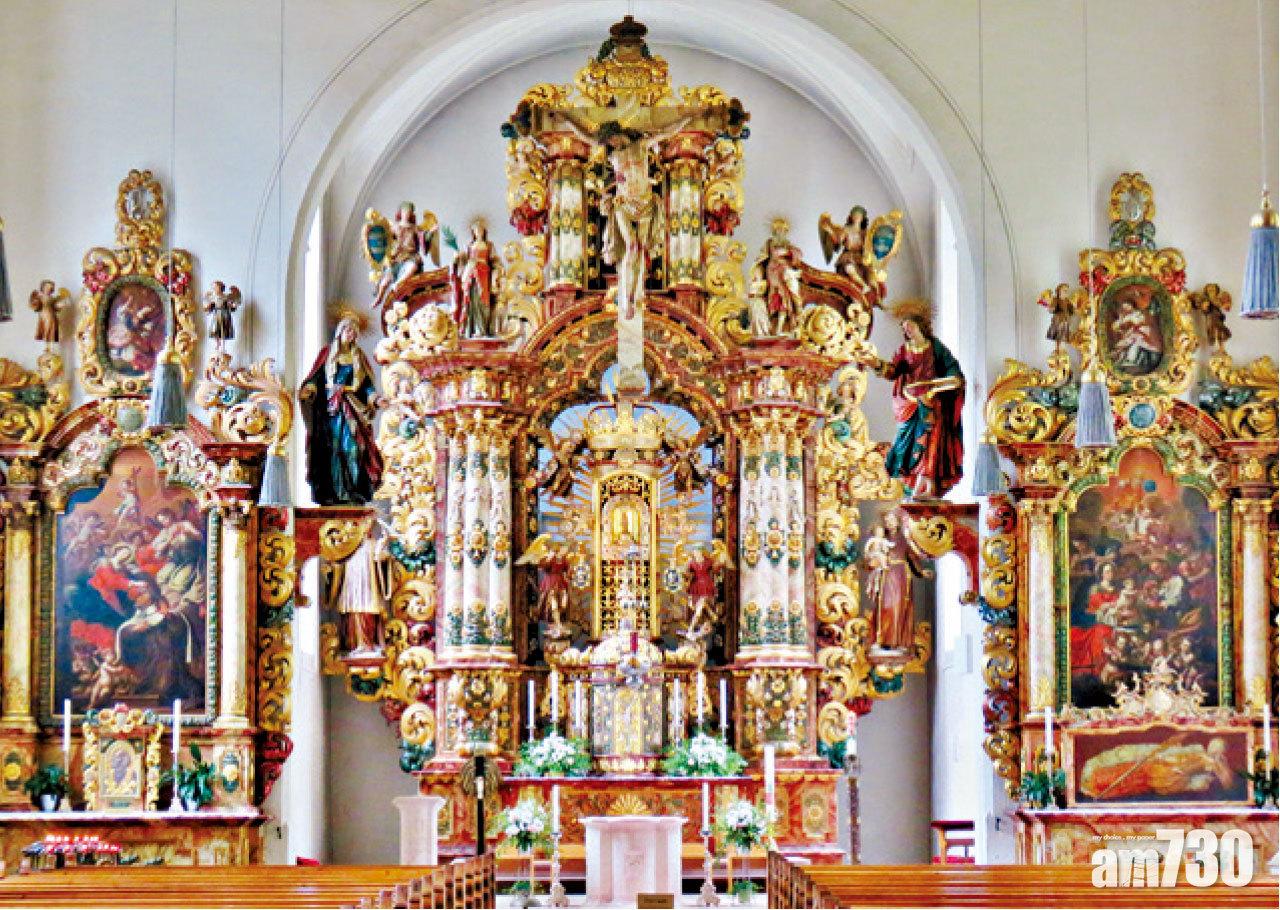 華麗的「杉樹聖母」朝聖教堂。