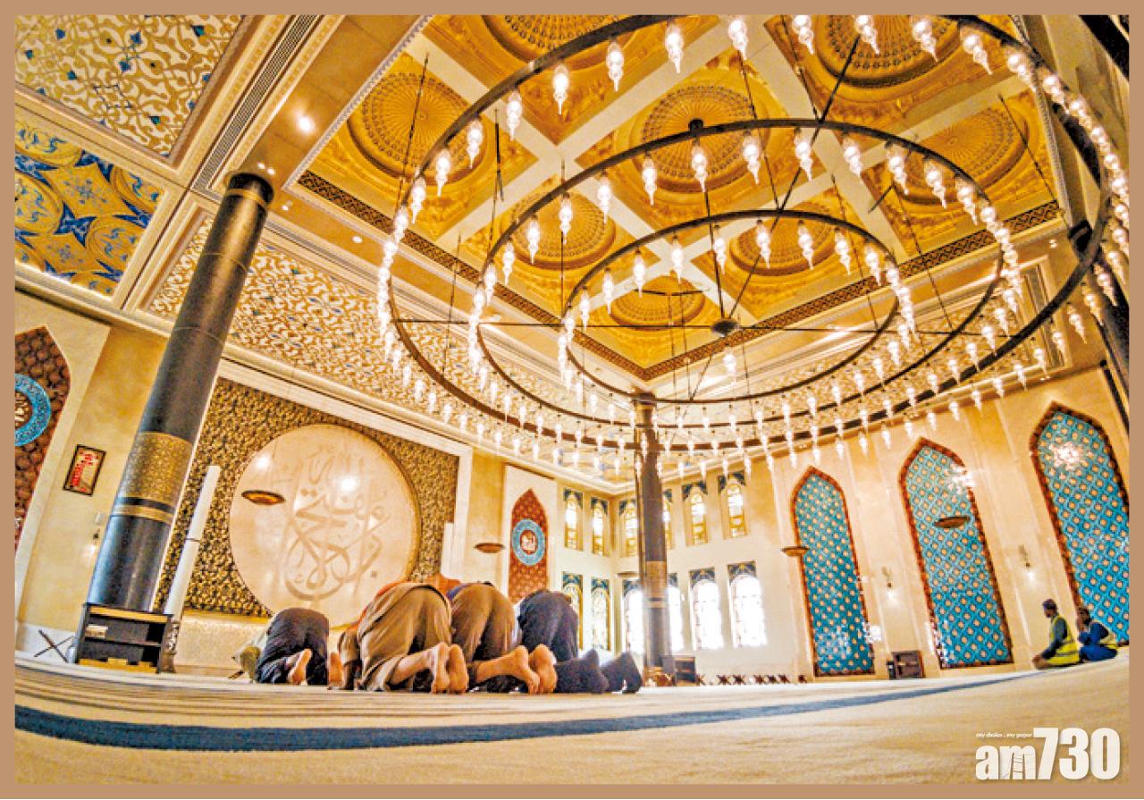 文化村內的回教寺是可以入內參觀以及拍照。