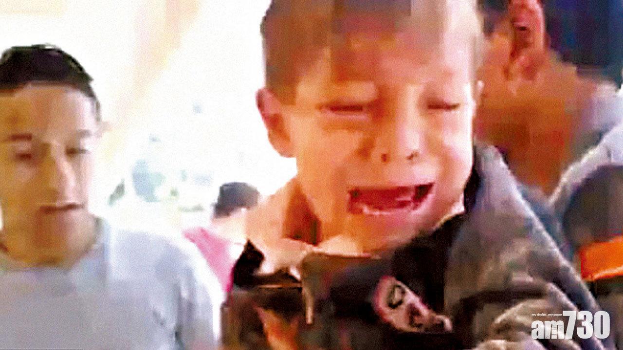 一名男童被埋在學校瓦礫周三獲救。