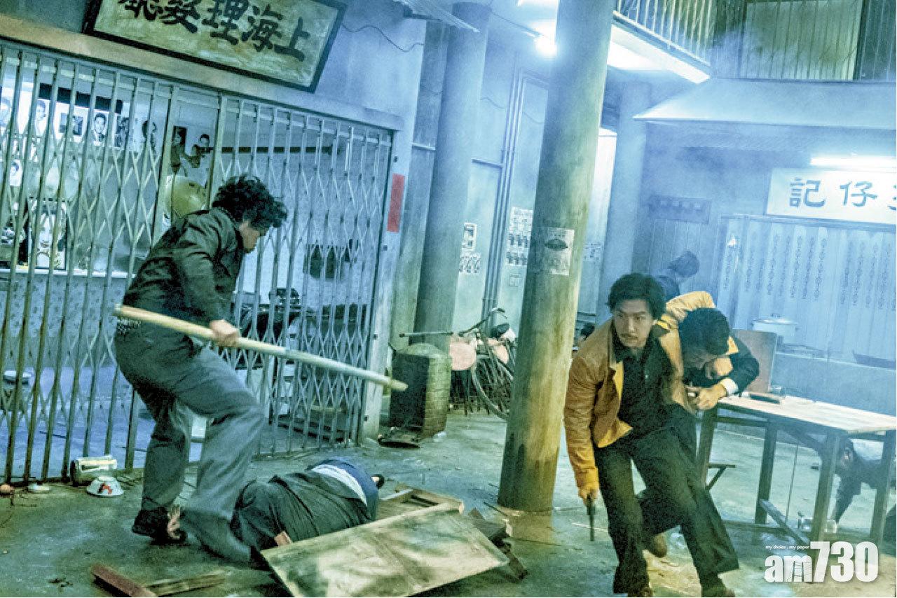 為了報恩,阿豪拼死救雷洛離開三不管的九龍城寨,弄至右腳重傷,從此變成「跛豪」。