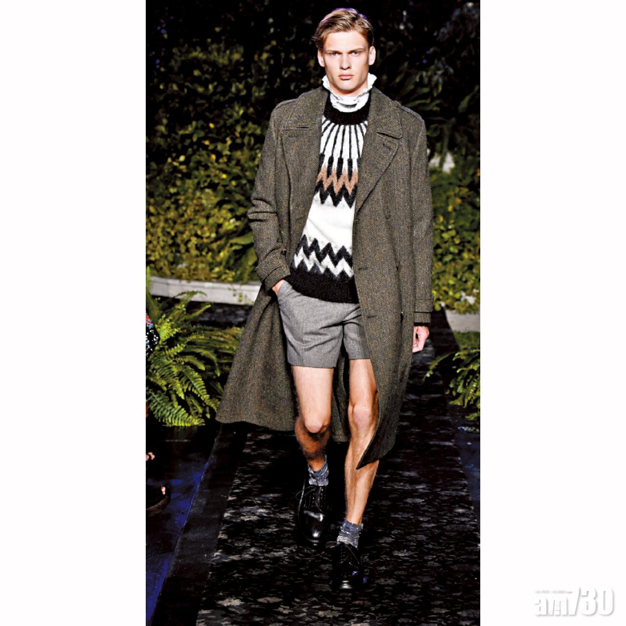 男裝包括西裝、花呢大衣和Sweater $999等。