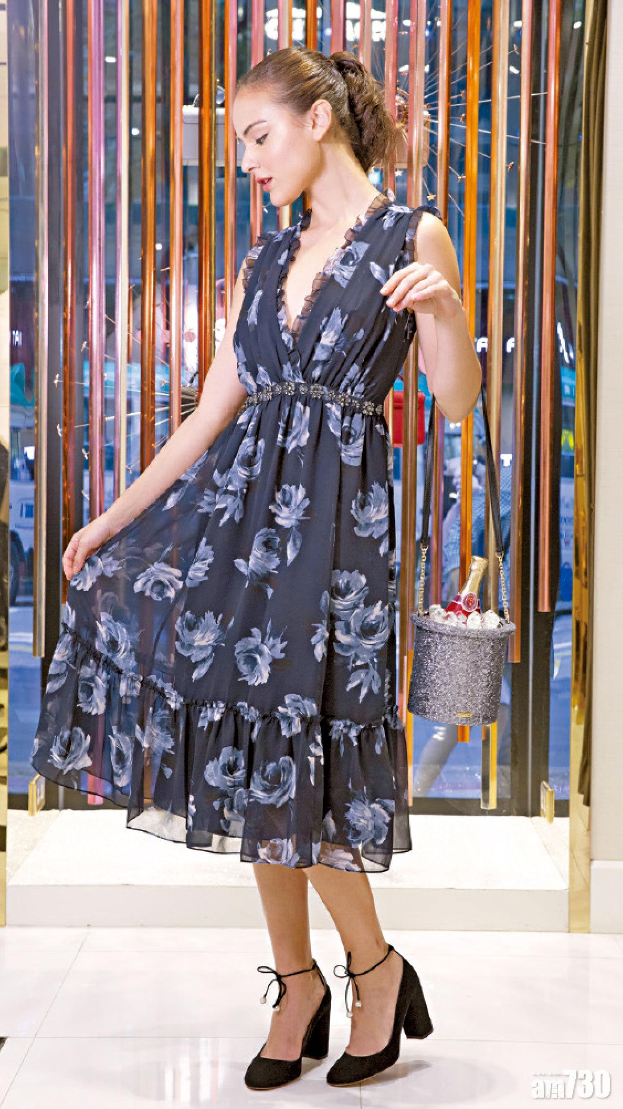 Night rose chiffon midi dress $4,500、Champagne bucket crossbody $3,400、Shoes $2,600