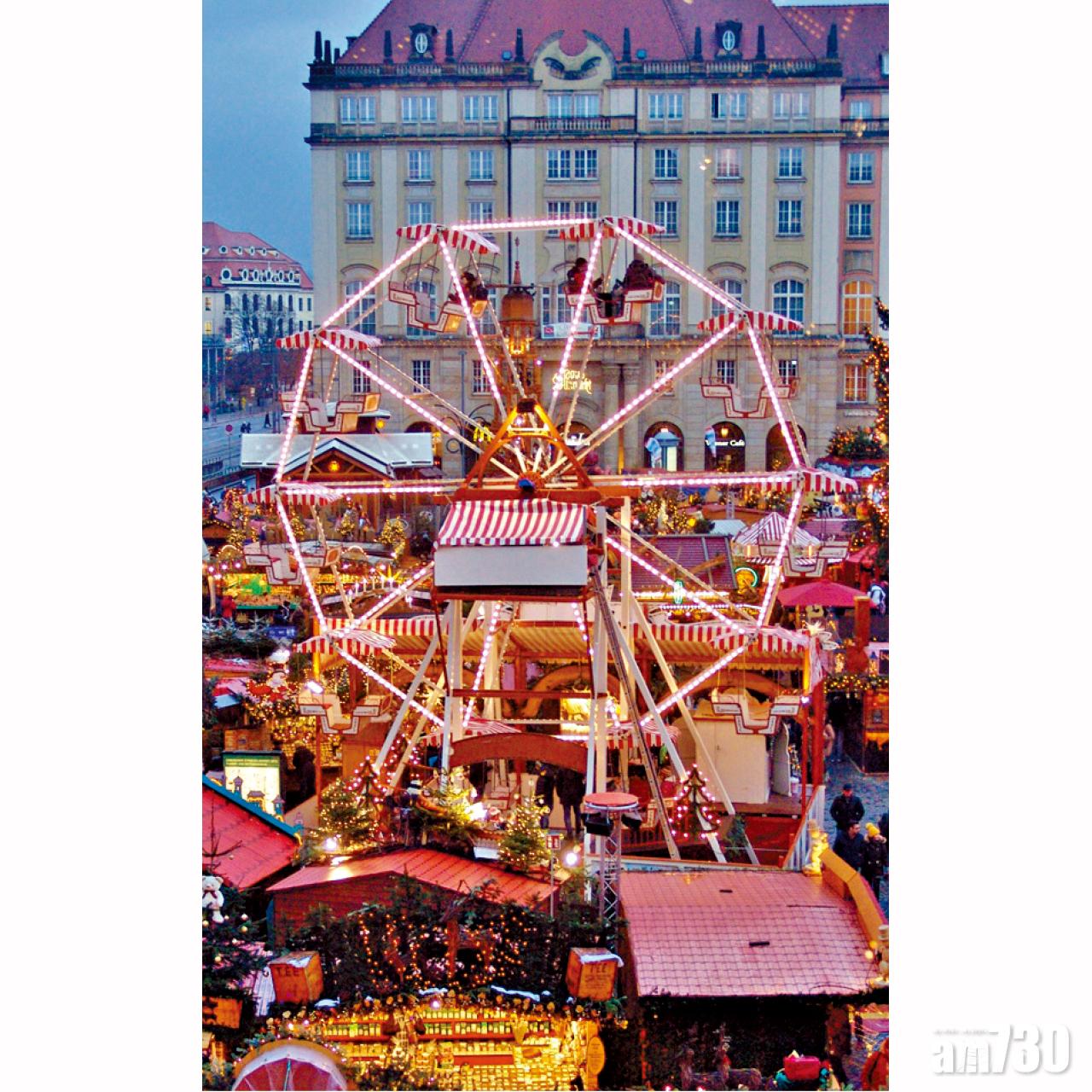 舊廣場聖誕市集的摩天輪。