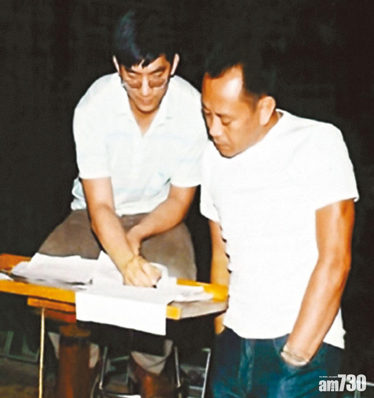 在俄羅斯曾與羅文合作,將流行曲編為交響樂曲。