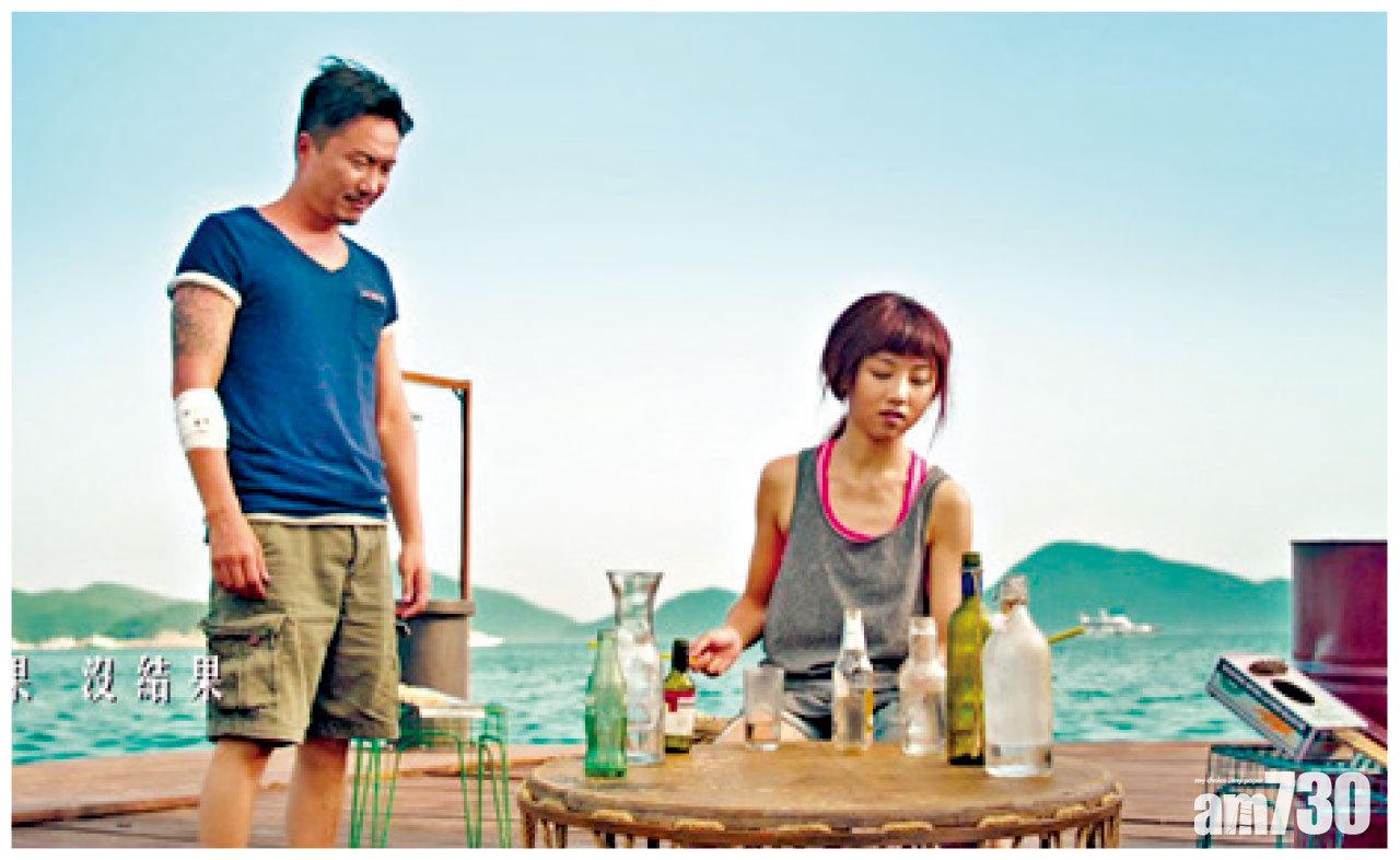 為拍《大樂師,為愛配樂》特地學琴,在戲裡彈奏樂曲,似模似樣。