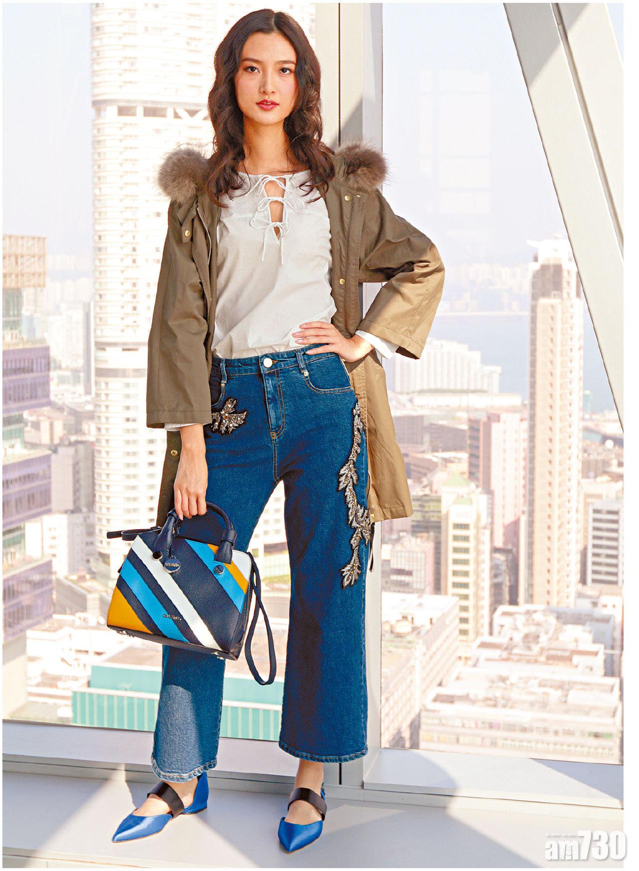 軍綠色毛領long coat $7,980(E)
白色lace up blouse $1,580(E)
藍色boot-cut jeans $3,280(E)
藍、白、啡色皮革斜間shoulder bag $3,780(E)
藍色絹面pointed shoes $1,980(E)