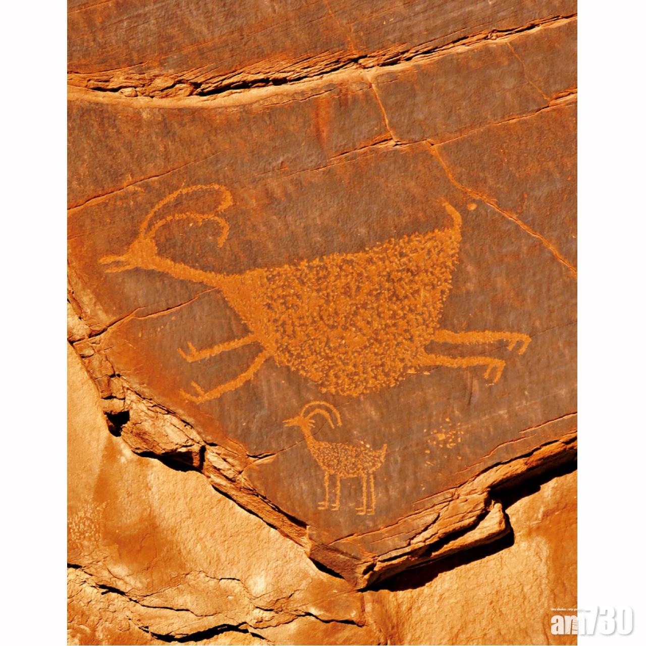 紀念碑谷的古老印第安岩畫。