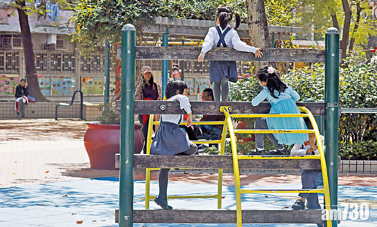 政府建議推三年先導計劃,分階段為幼稚園提供社工服務。