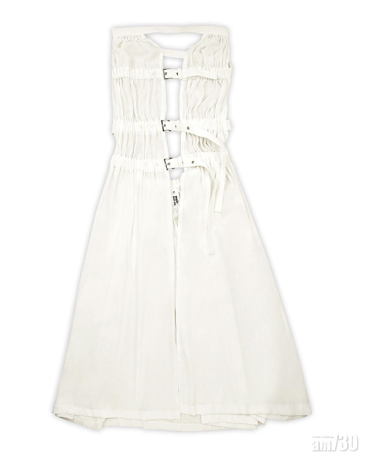 白色輕紗縐摺搭帶tube dress $4,399(D)