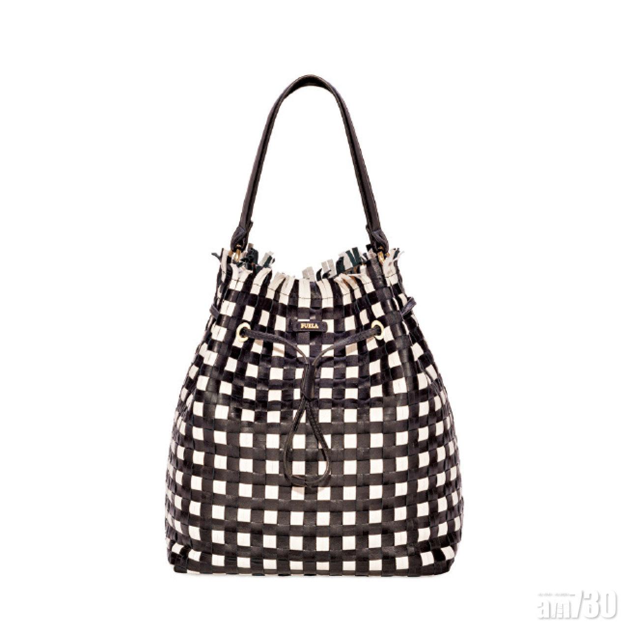 Stacy Casanova S Drawstring $4,390
