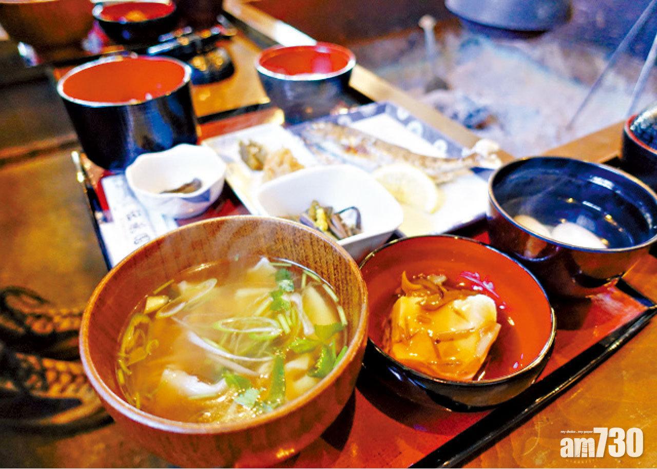 暖笠笠的麵片湯,飽肚又窩心。