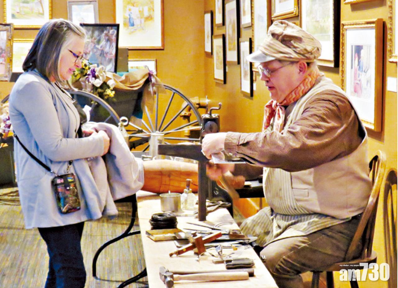 文化遺產園重組過去打鐵工藝。