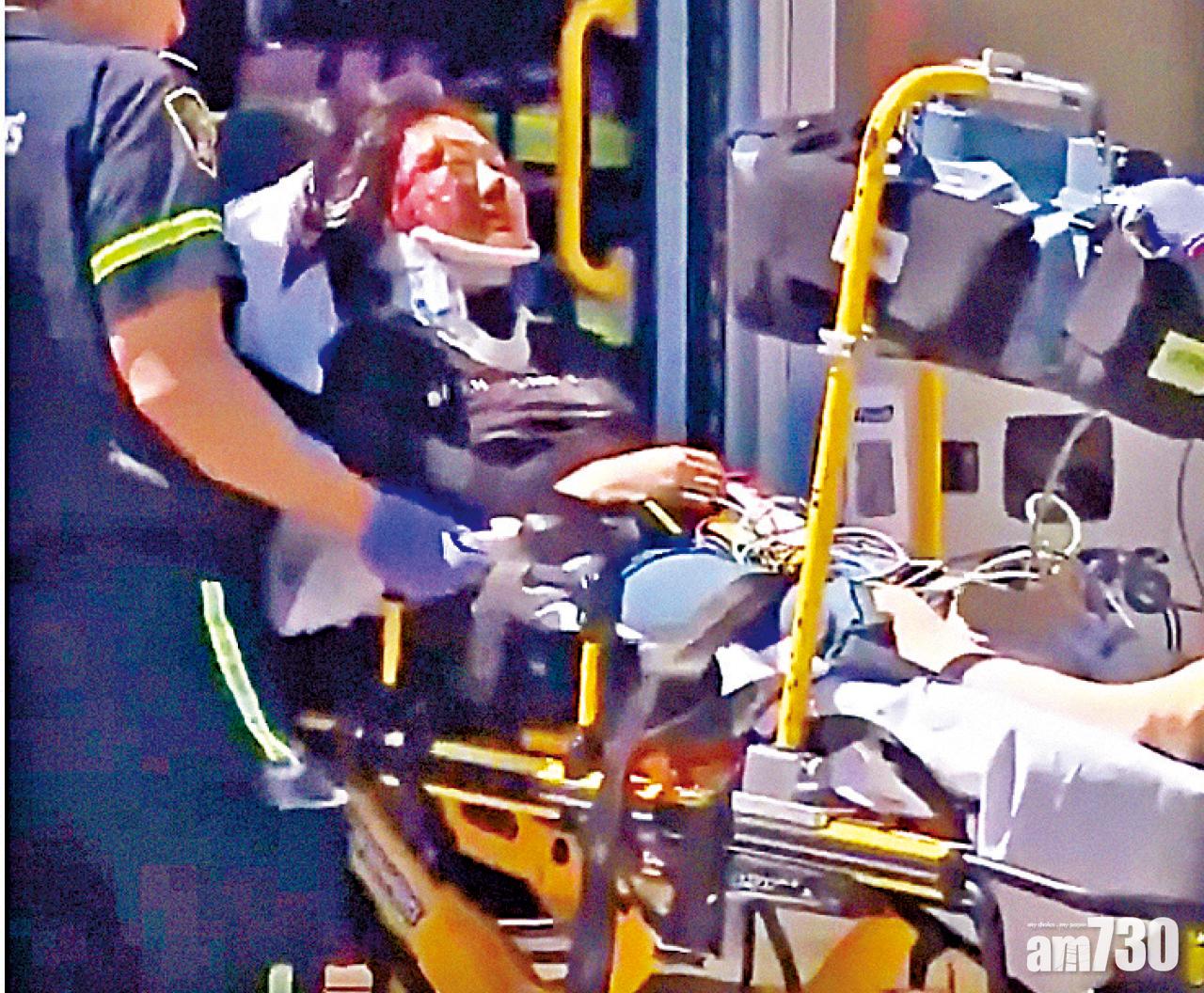 一名受傷亞裔女子被送院。(互聯網)