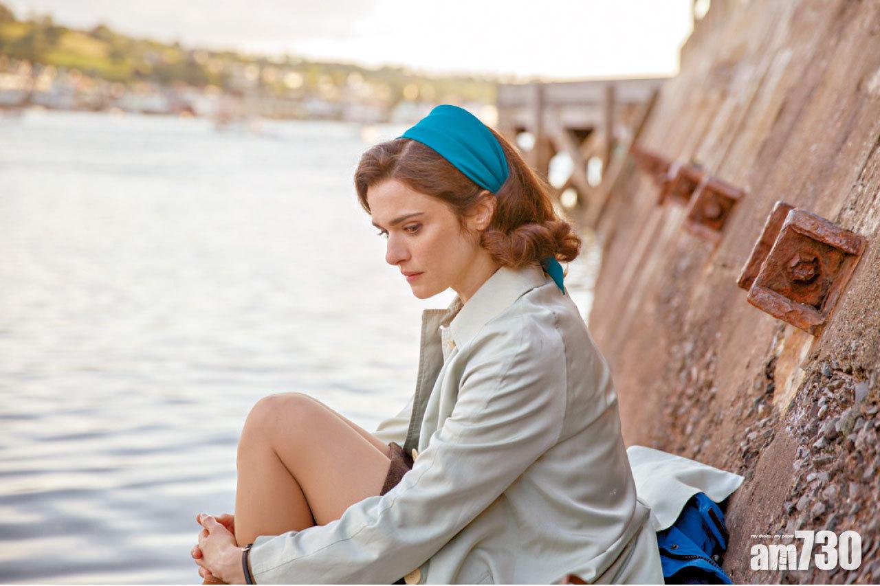 早前透露懷有Daniel Craig骨肉的Rachel Weisz,在片中飾演Donald的妻子Clare。