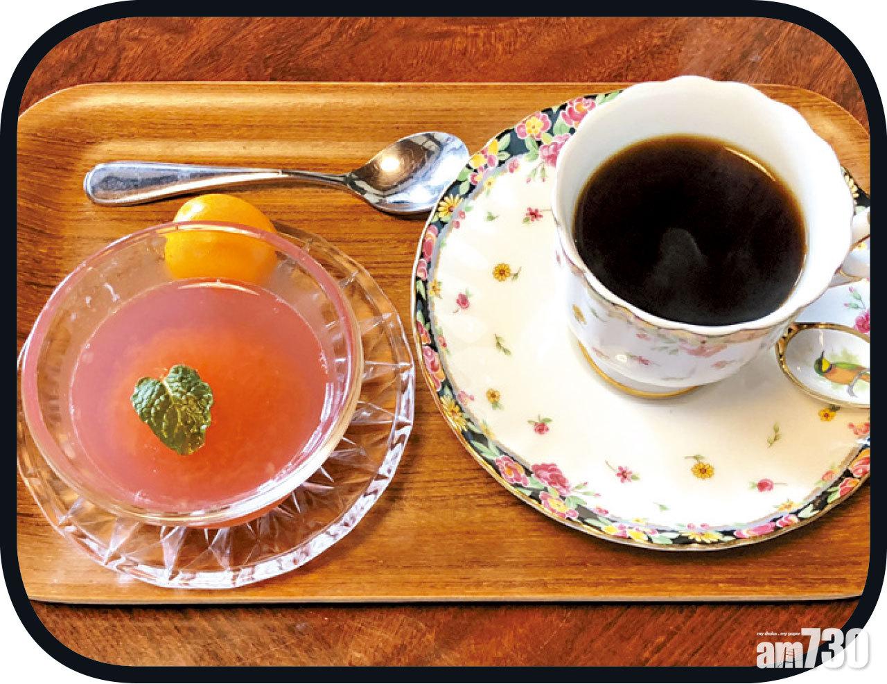 自家種植的梅子,製成梅子果凍,鮮甜美味又清爽。