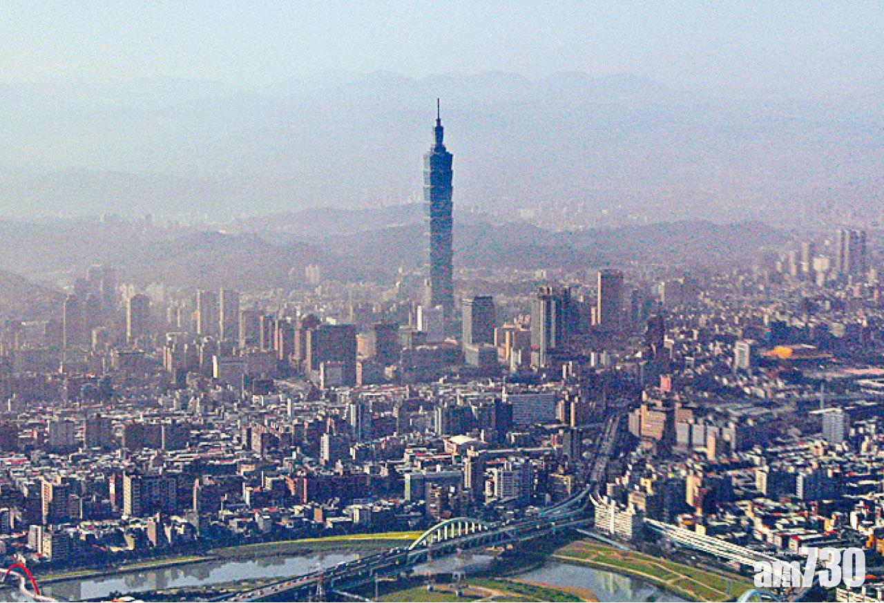 近年不少港人選擇投資移民台灣。(互聯網)