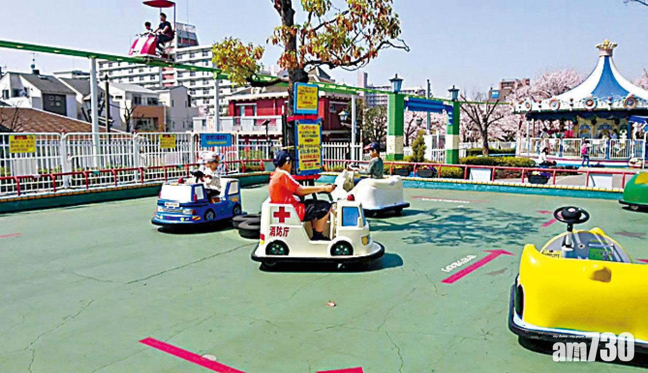 考驗孩童們駕駛技術的碰碰車。