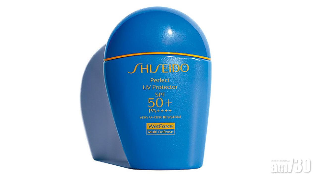 Shiseido Perfect UV Protector SPF50+ PA++++
專利wetforce防曬技術,即使接觸到水分或汗水後,防曬保護層更鞏固,啫喱配方質感清爽不黏膩,且能全方位提供防曬保護。($340/50ml,查詢:www.shiseido.com.hk)