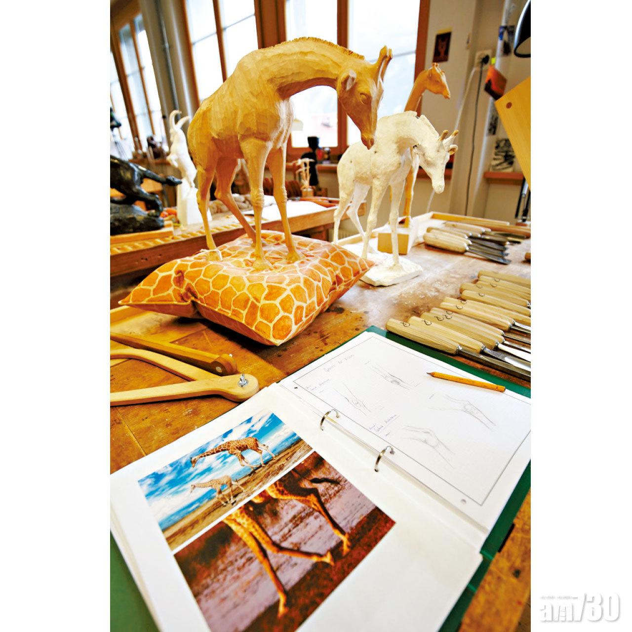 雕刻動物最講究形態設計。