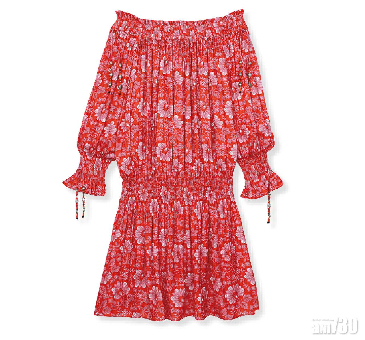 今季人氣的off shoulder連身裙,清爽又型格,襯上lace up涼鞋,更能塑造出夏日感覺。(3,290,The Kooples)