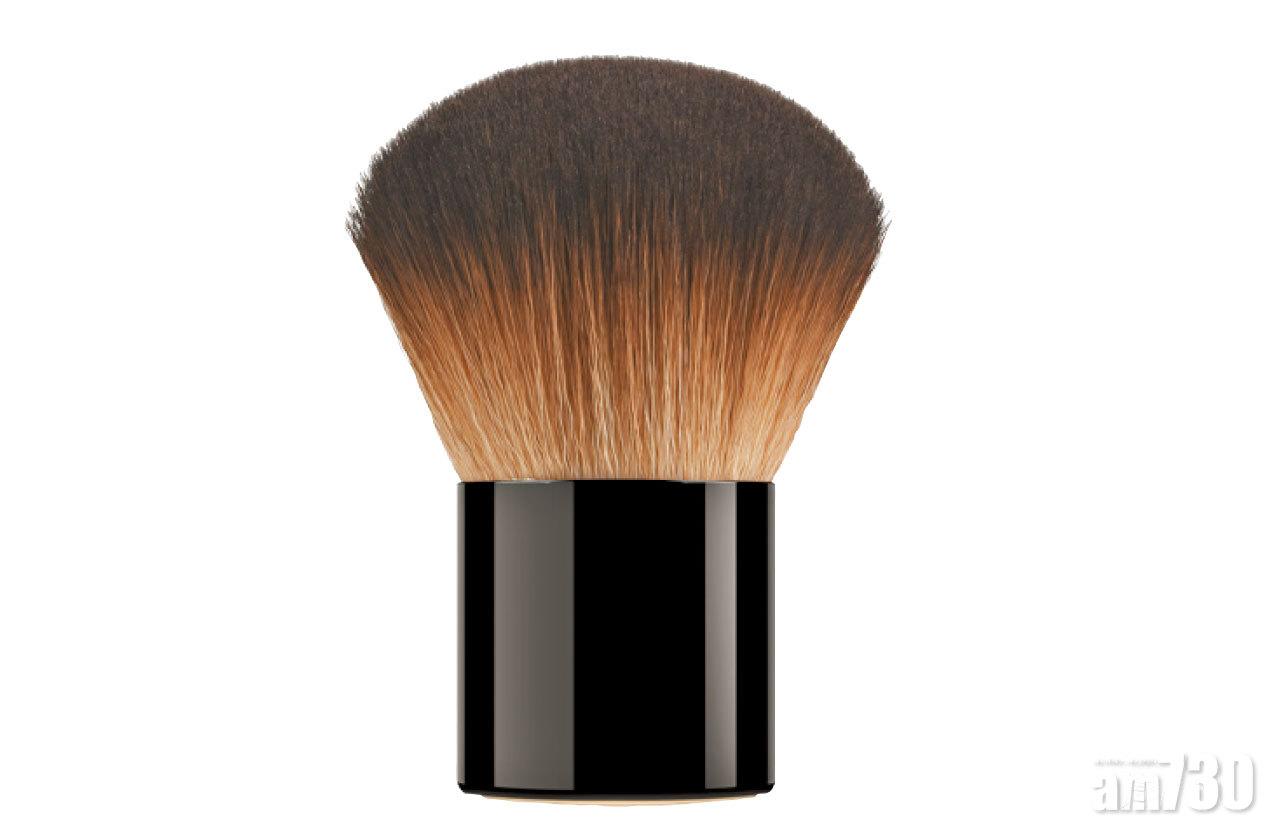 (GIORGIO ARMANI) KABUKI圓頭化妝掃
$440