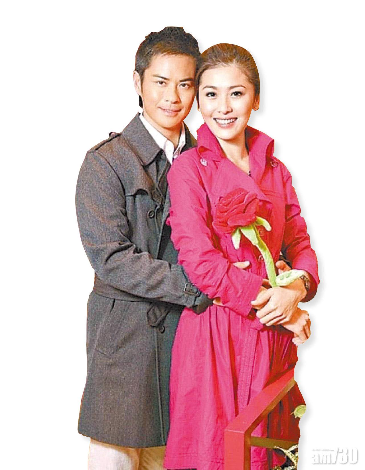 與周麗淇合作《天幕下的戀人》,幕前幕後都是一對。