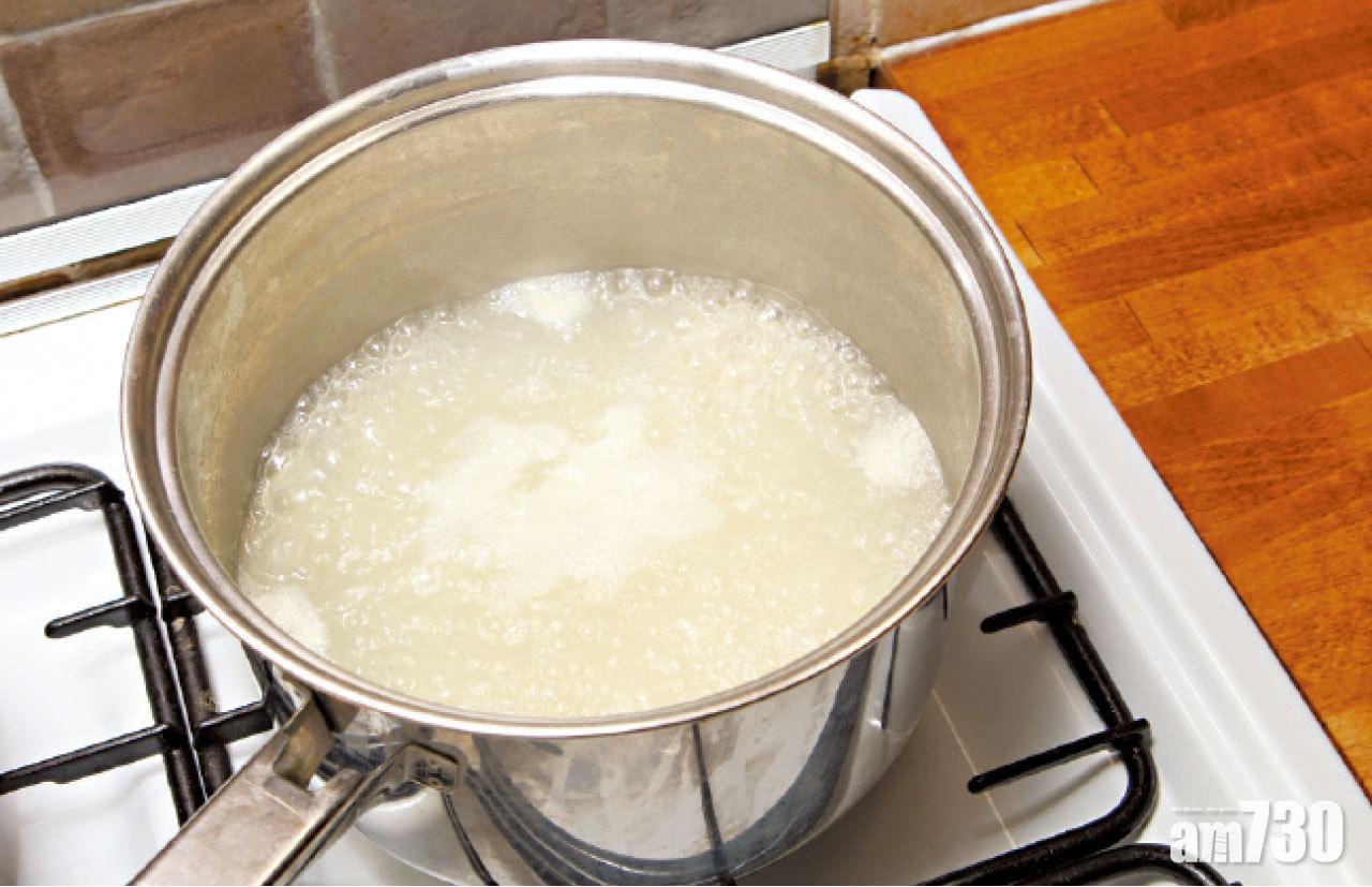 平時多喝米水,有健脾滋陰的作用。