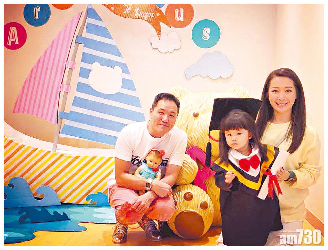 踏入新學年,兩歲的女兒正式入讀學前班,已為人母的關心妍強調,父母無法永遠貼身照顧子女,故她最重視培育女兒的品格和獨立自理能力。