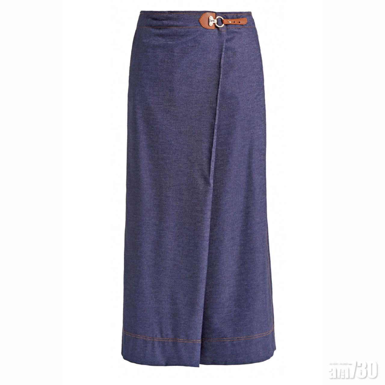 藍色unwashed denim skirt $2,180(G)