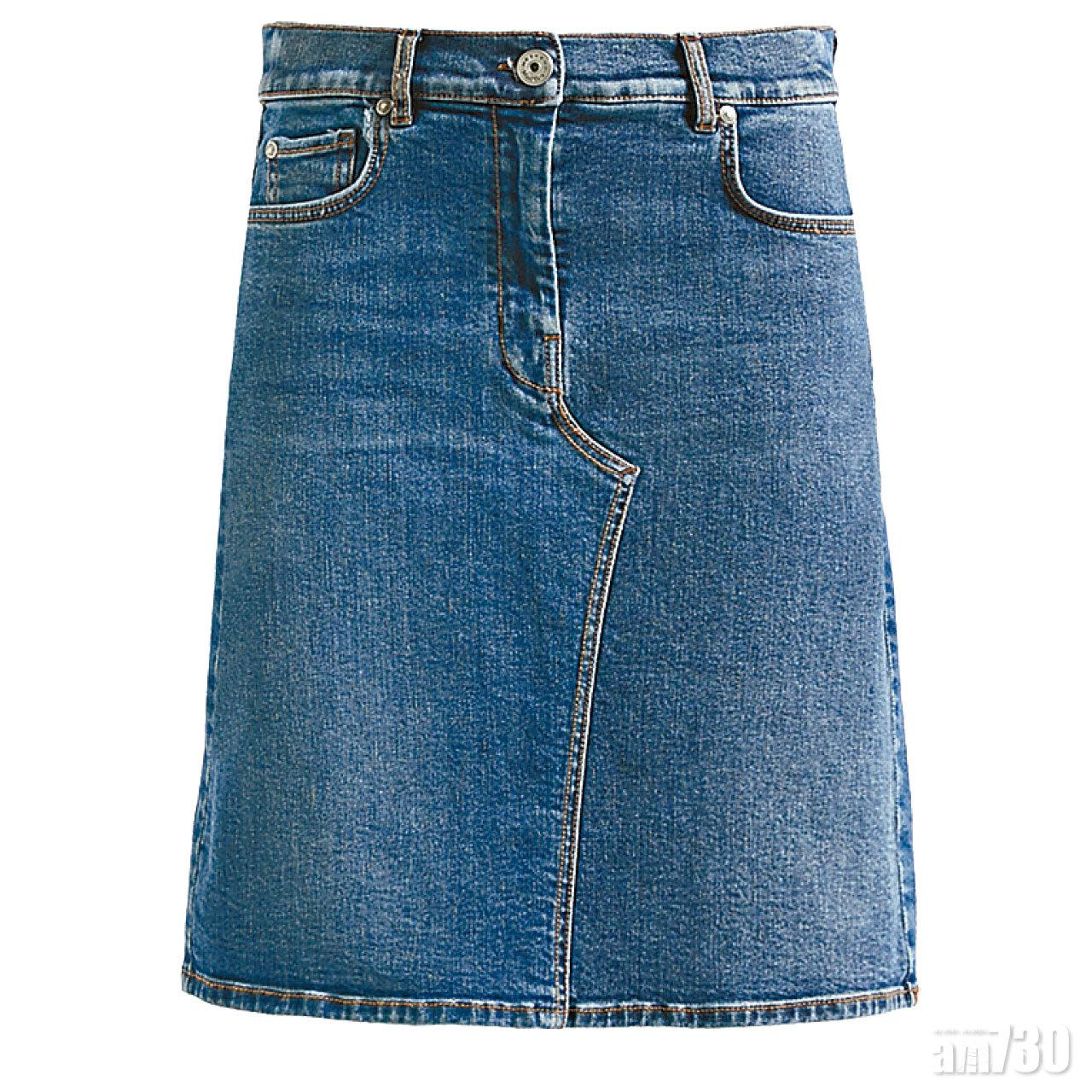 藍色washed denim skirt $2,680(E)