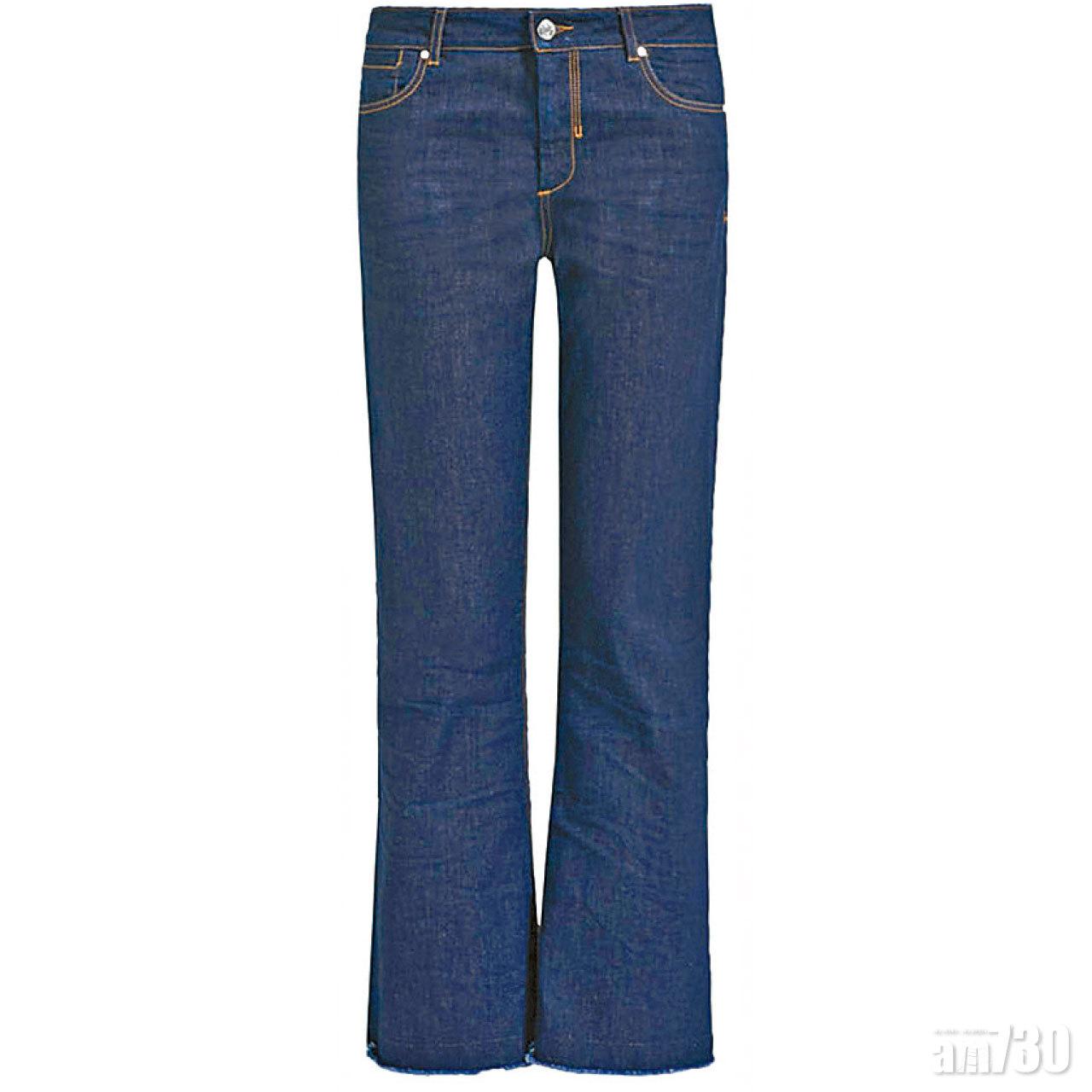 藍色unwashed boot cut jeans $2,780(B)