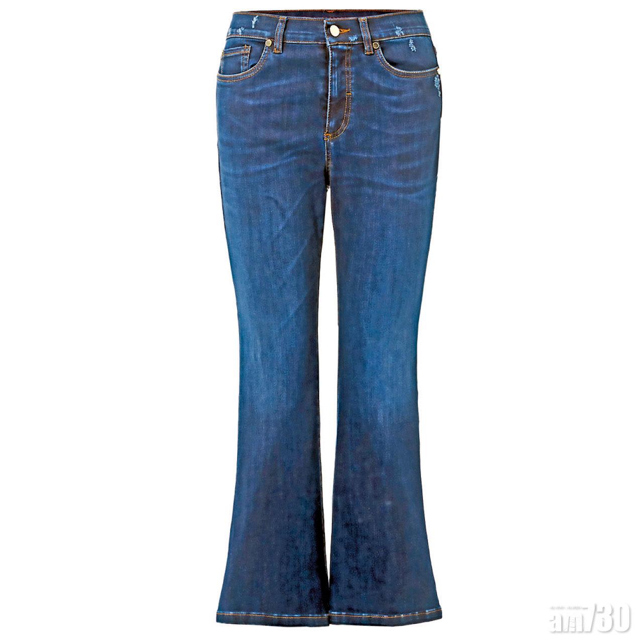 藍色bell bottom jeans $2,180(B)