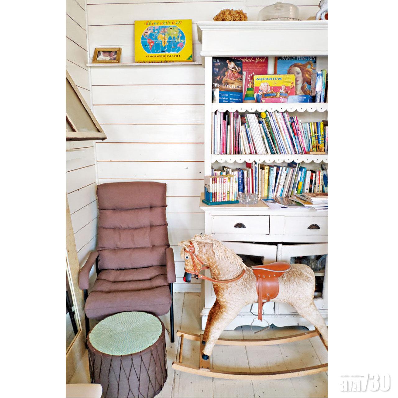 Siesta cafe既是食肆,也是足按小店,環境清雅,甚受女生愛戴。