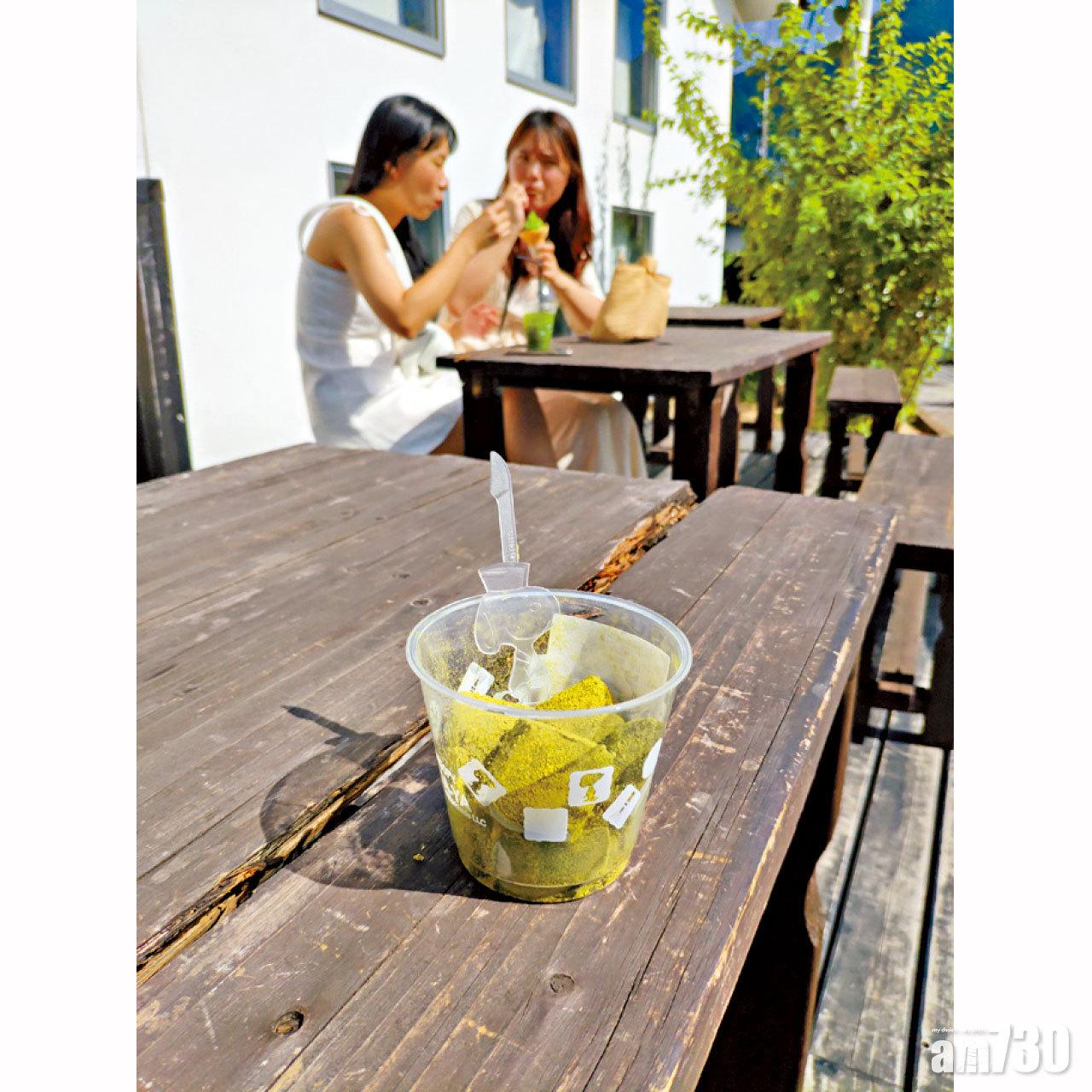 史努比茶屋的抹茶蕨餅,茶味芳香,一點都不兒嬉。