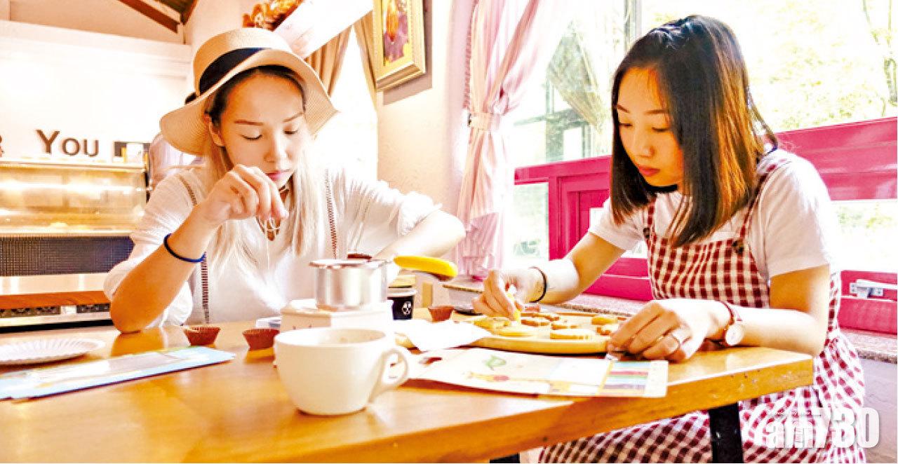 和閨密花半天時間在雲莊,一邊DIY,一邊聊聊天,是最好不過的節目了。