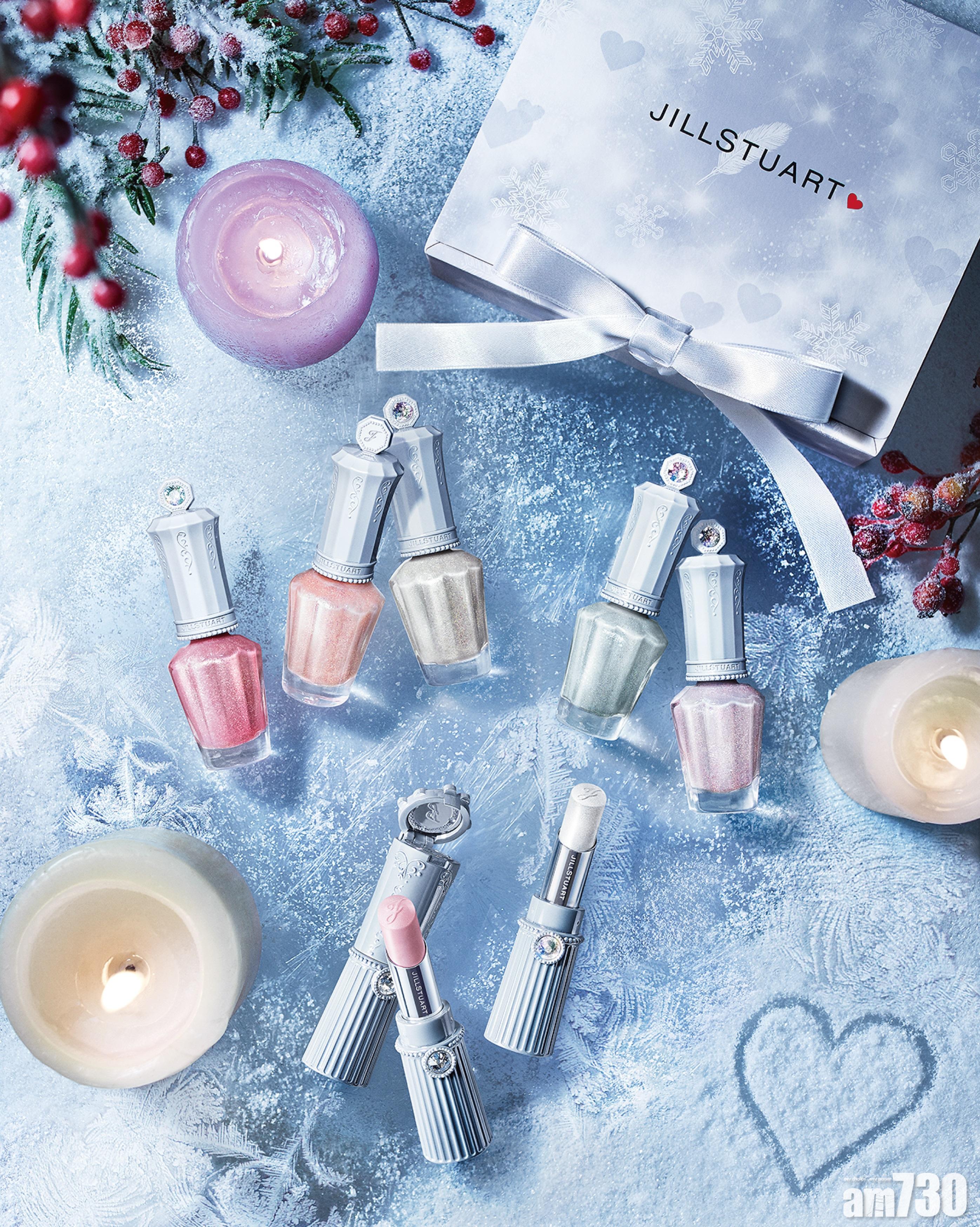 Pastel Nails(各$105)及Twinkle Glow Multi Stick(各$195)
