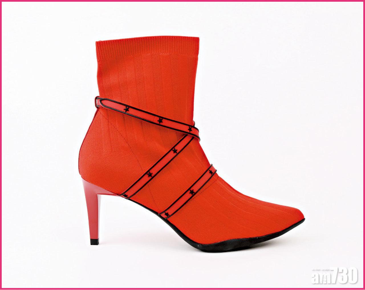 鮮紅色襪筒綴交叉帶high heel boots
$1,499 (a)
