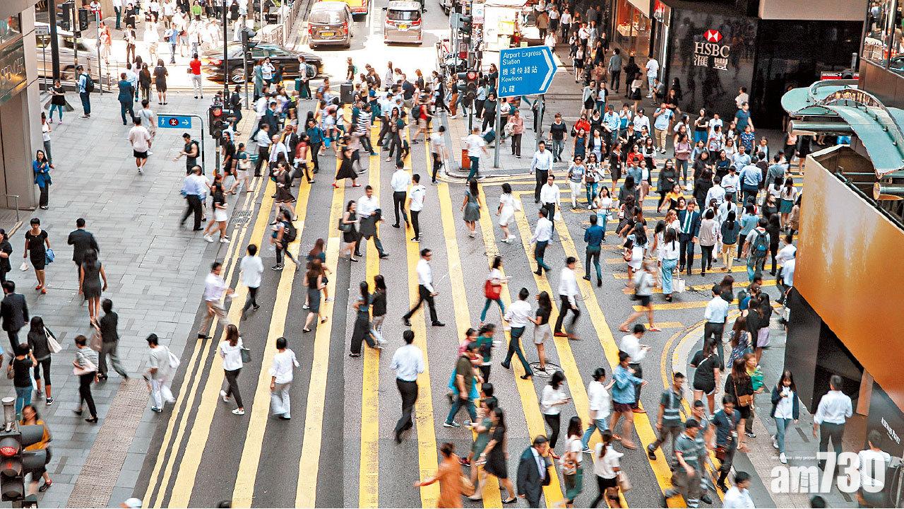 調查發現,亞太區富裕人士每日平均閱報50分鐘。