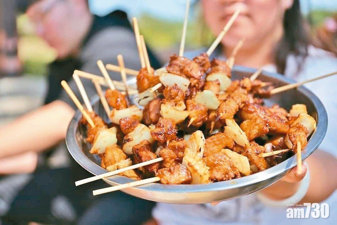 當地政府鼓勵捉孔雀來吃。(互聯網)