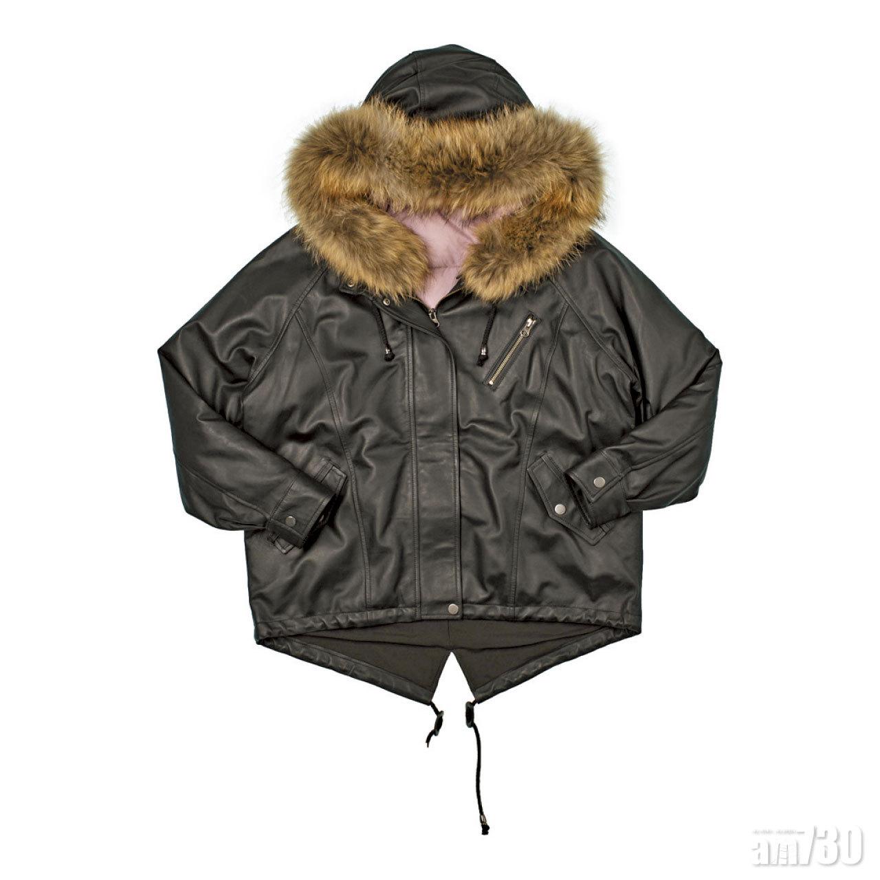 黑色皮革毛領M-51 fishtail parka $5,290(B)