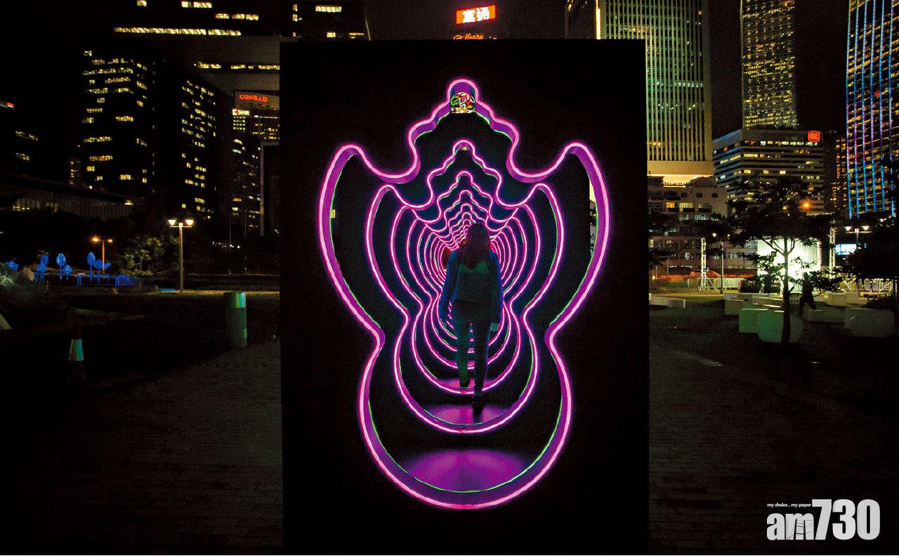 「蝠鼠吊金錢」以當押舖的招牌作設計靈感。(旅發局提供)