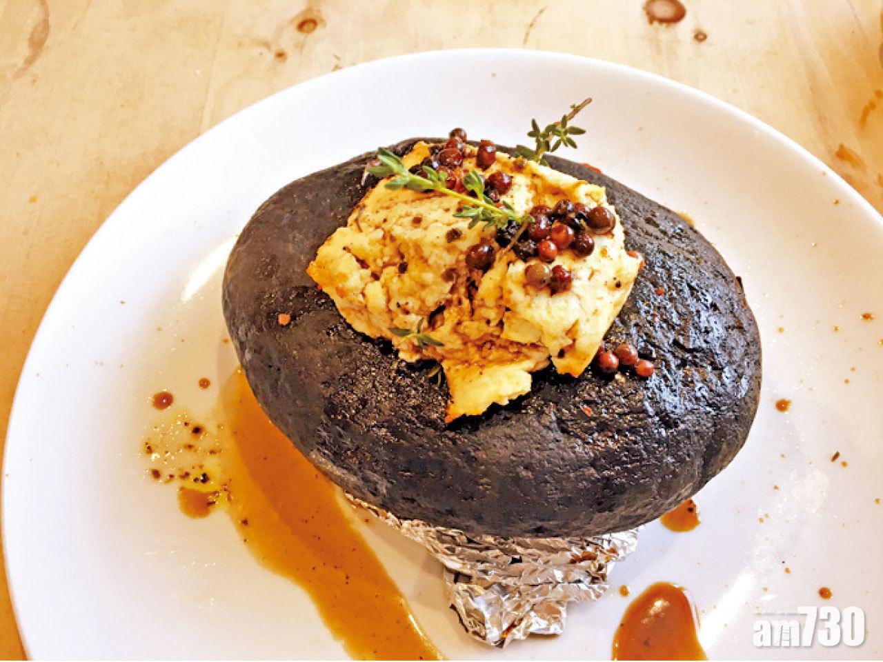 超美味的達沃斯的Stone Grill羊芝士。