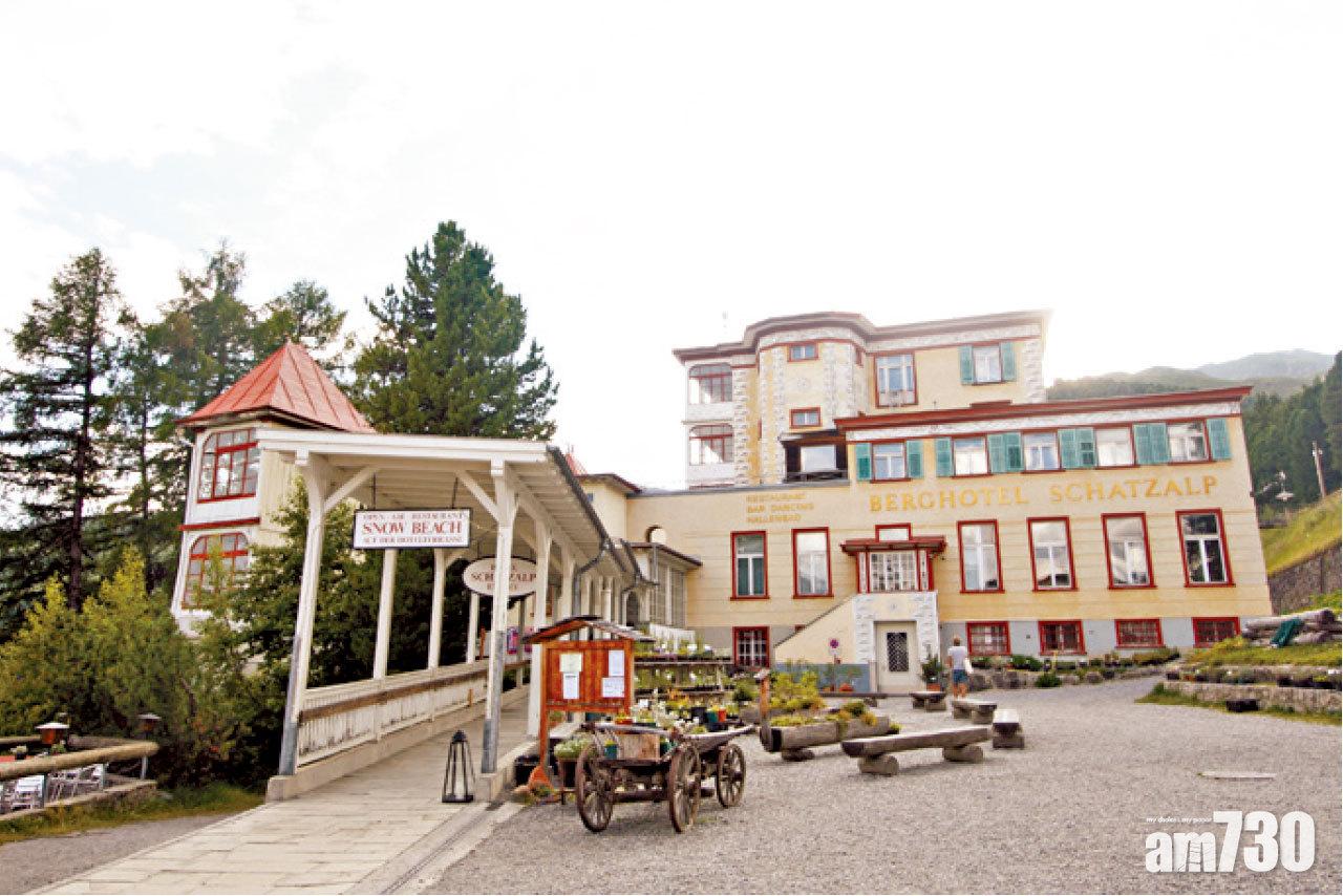 Berghotel Schatzalp,諾貝爾文學獎得主托馬斯曼的小說《魔山》,故事發生在這裡。
